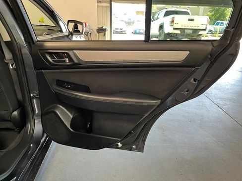 Used 2016 Subaru Legacy 2.5i Premium w/ Moonroof Package AWD/4WD image 14