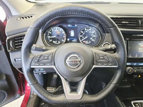 Used 2021 Nissan Rogue Sport SV image 15