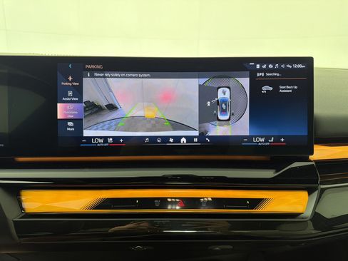 Used 2024 BMW i5 eDrive40i w/ Executive Package RWD image 20