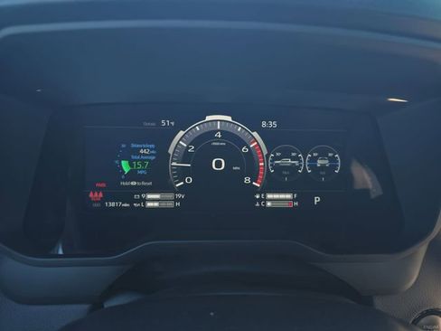 Used 2025 Toyota Tundra Limited image 18