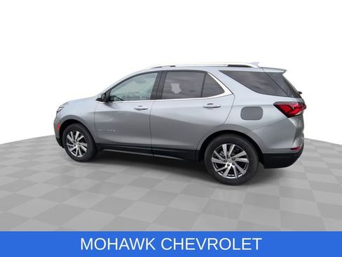 Used 2024 Chevrolet Equinox Premier AWD/4WD image 7