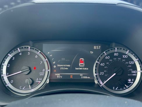 Used 2023 Toyota Highlander LE FWD image 24