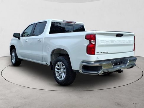 Used 2023 Chevrolet Silverado 1500 LT w/ Z71 Off-Road Package AWD/4WD image 7