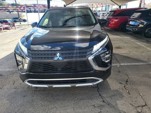Used 2025 Mitsubishi Eclipse Cross SE image 2