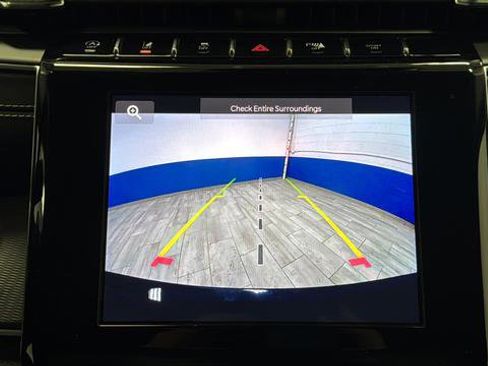 Certified 2023 Jeep Grand Cherokee Laredo image 13