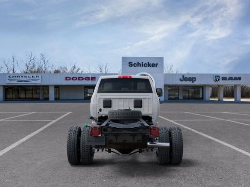 New 2026 RAM 4500 Tradesman AWD/4WD image 7