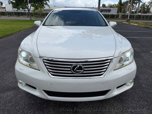 Used 2010 Lexus LS 460 RWD image 13