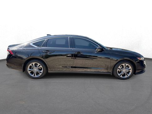 Used 2023 Honda Accord EX image 2
