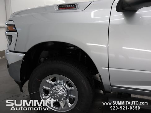 New 2026 RAM 3500 Tradesman AWD/4WD image 33