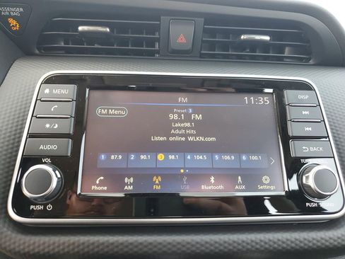 New 2025 Nissan Kicks Play S image 17