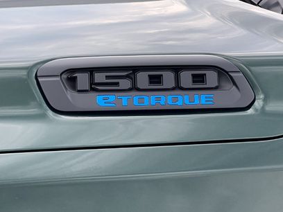 New 2027 RAM 1500 4x4 Crew Cab