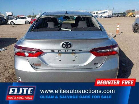 Used 2021 Toyota Camry SE image 32