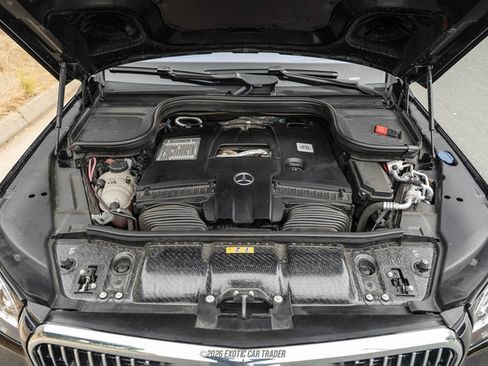 Used 2023 Mercedes-Benz Maybach GLS 600 4MATIC image 18