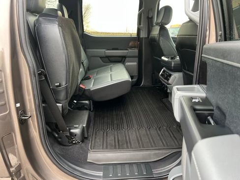 Used 2023 Ford F150 Lariat w/ Equipment Group 502A High image 34