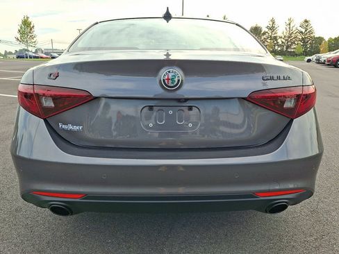 Used 2019 Alfa Romeo Giulia AWD w/ Nero Edizione image 6