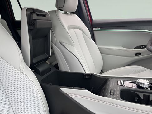 Used 2025 Jeep Wagoneer S Limited image 33