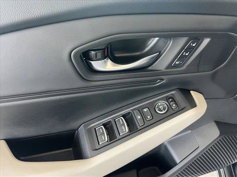 Used 2026 Honda Accord EX-L image 17
