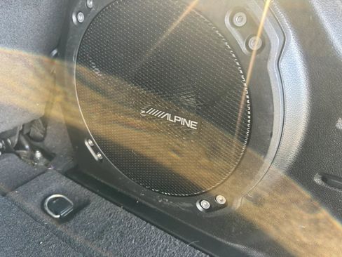 Used 2018 Jeep Wrangler Unlimited Sport S image 28