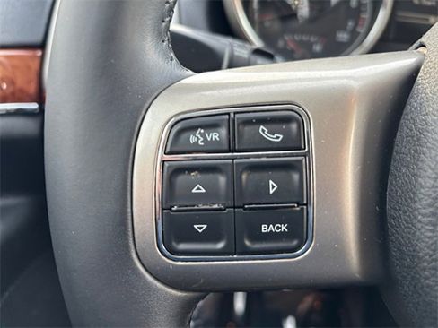 Used 2013 Jeep Grand Cherokee Limited image 19