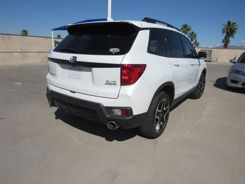 Used 2023 Honda Passport Elite image 3