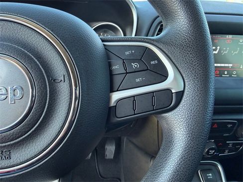 Used 2021 Jeep Compass Sport image 17