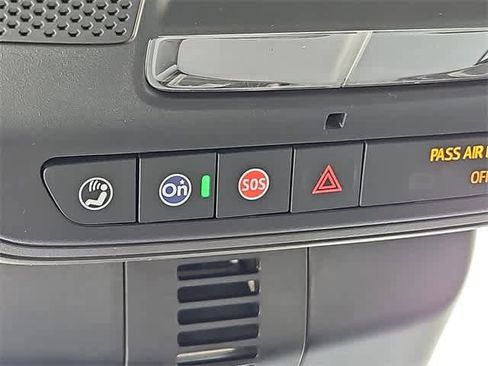 New 2025 Chevrolet Traverse LT w/ Enhanced Driving Package image 19