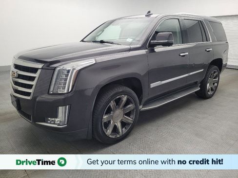 Used 2016 Cadillac Escalade Luxury image 1