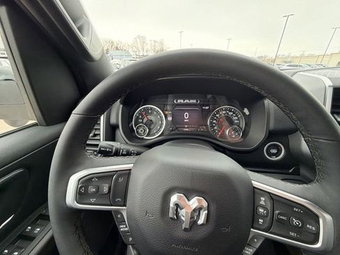 Used 2025 RAM 1500 Big Horn AWD/4WD image 15