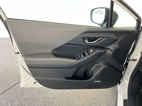 Used 2025 Subaru Crosstrek 2.5i Limited w/ Popular Package #3A image 12