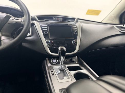 Used 2020 Nissan Murano SL w/ Moonroof Package AWD/4WD image 16