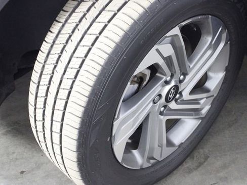 Used 2022 Hyundai Santa Fe SEL w/ Cargo Package image 39