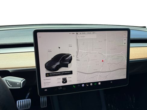 Used 2022 Tesla Model Y Performance AWD/4WD image 12