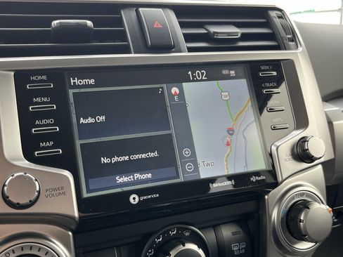 Used 2024 Toyota 4Runner SR5 Premium image 29