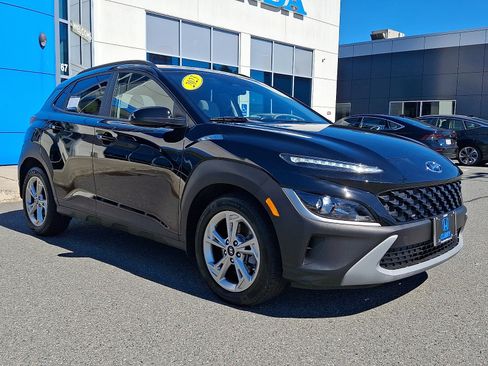 Used 2023 Hyundai Kona SEL w/ Convenience Package AWD/4WD image 3