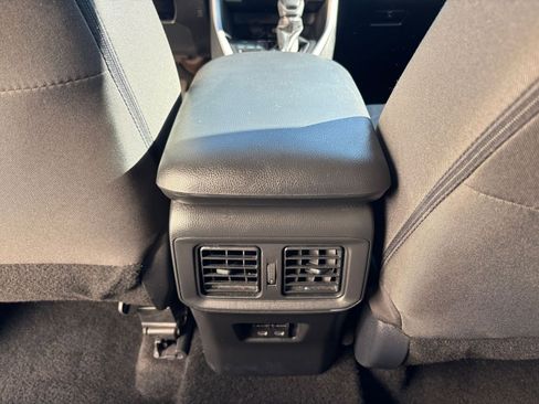 Used 2025 Toyota RAV4 XLE image 24