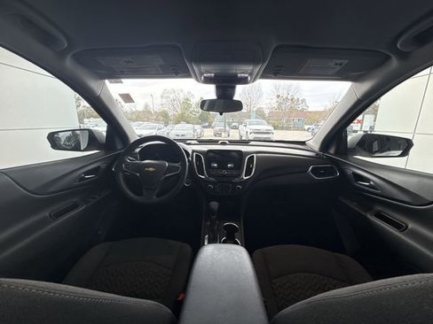 Used 2024 Chevrolet Equinox LT image 10