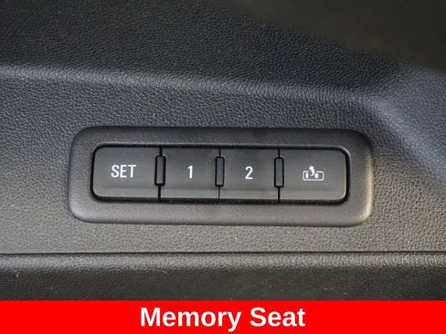 Used 2018 Chevrolet Equinox Premier AWD/4WD image 6
