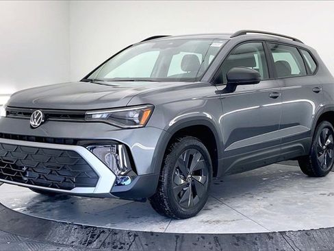 New 2026 Volkswagen Taos S image 2