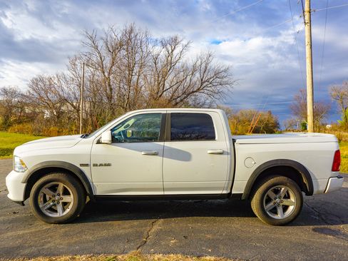 Used 2010 Dodge Ram 1500 Truck Sport image 5
