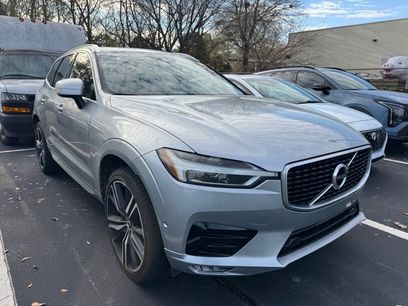Used 2018 Volvo XC60 T5 R-Design w/ Convenience Package
