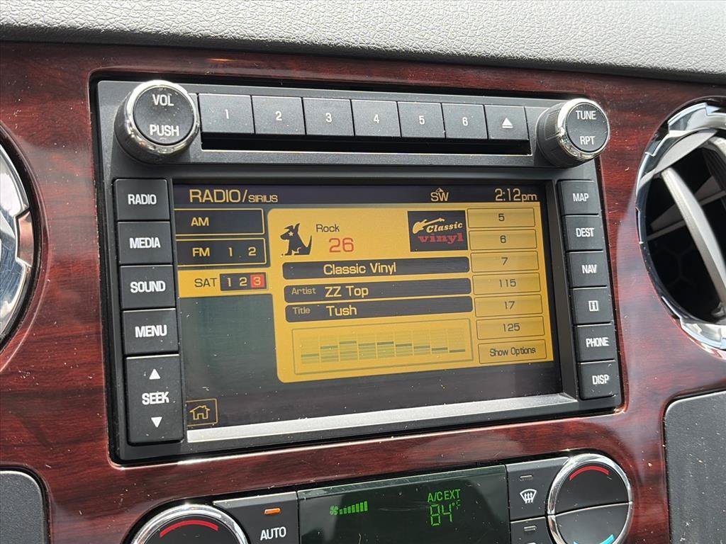 Used 2010 Ford F350 Lariat RWD image 13
