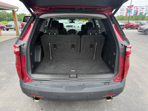 Used 2020 Chevrolet Traverse LT AWD/4WD image 6