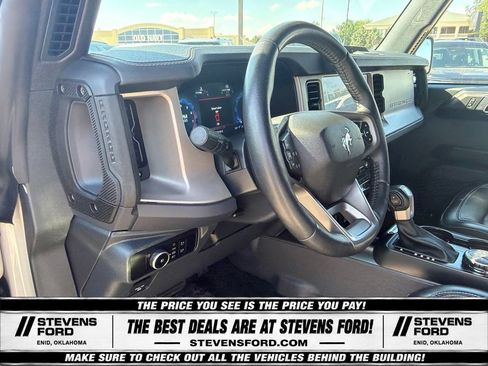 Used 2025 Ford Bronco Outer Banks AWD/4WD image 21