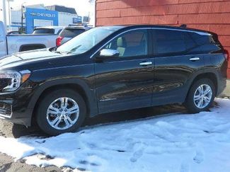 Used 2022 GMC Terrain SLE w/ LPO, Floor Liner Package video 1