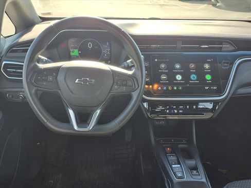Used 2023 Chevrolet Bolt LT image 5
