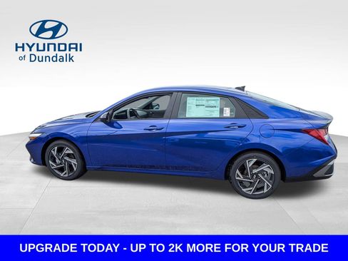 New 2025 Hyundai Elantra SEL image 3
