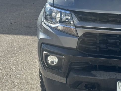 Used 2022 Chevrolet Colorado LT w/ LT Convenience Package image 8