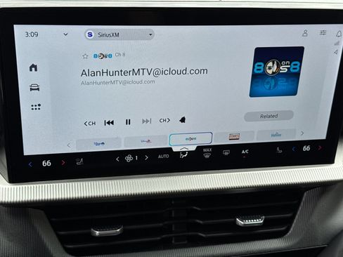 Used 2025 Ford Explorer ST w/ Sun And Sound Package AWD/4WD image 44