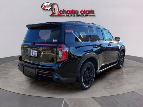 Used 2026 Nissan Armada PRO-4X w/ Captain's Chari Seat Package AWD/4WD image 5