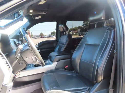 Used 2017 Ford F150 Lariat w/ Equipment Group 502A Luxury AWD/4WD image 20